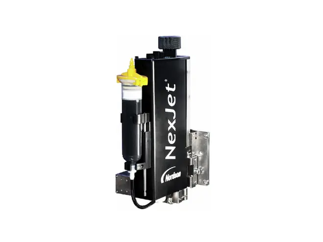 ReadiSet ағынды картридждері бар ASYMTEK NexJet NJ-8 ағынды тарату жүйесі.