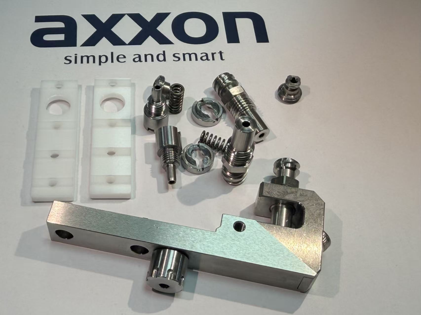 Axxon Piezo клапаны